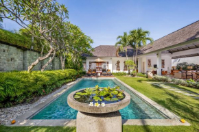 Villa Kiran 1 Seminyak, Big Pool! Big Garden!